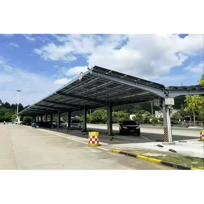 Solární přístřešek na auto T-Frame